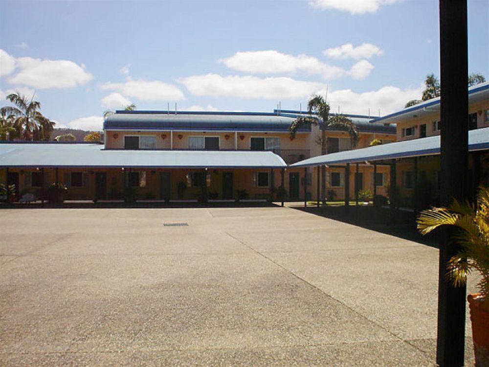洛坎普顿 格伦莫尔塔文旅馆酒店 外观 照片