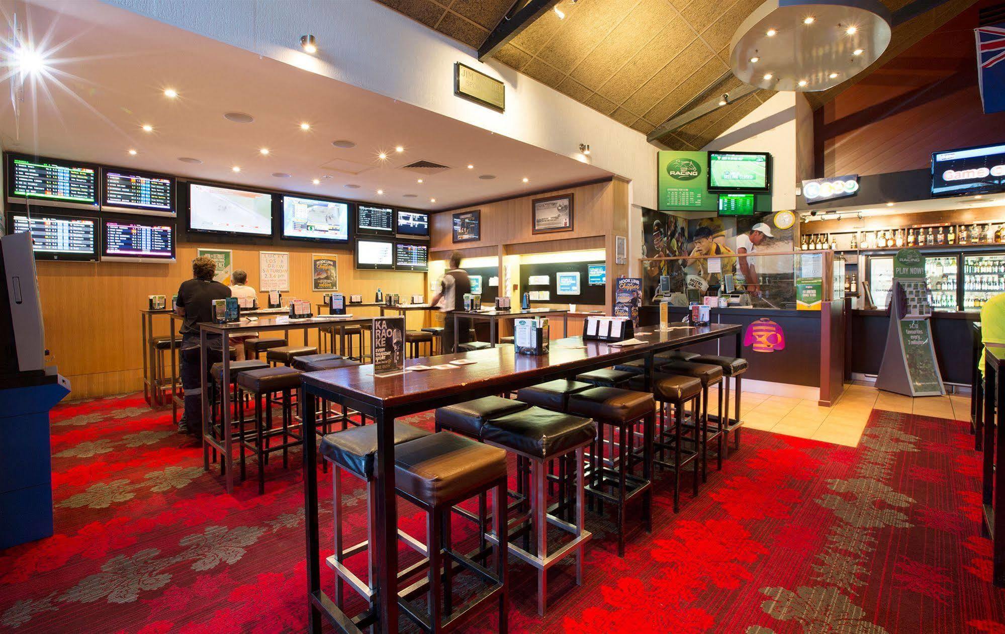 洛坎普顿 格伦莫尔塔文旅馆酒店 外观 照片